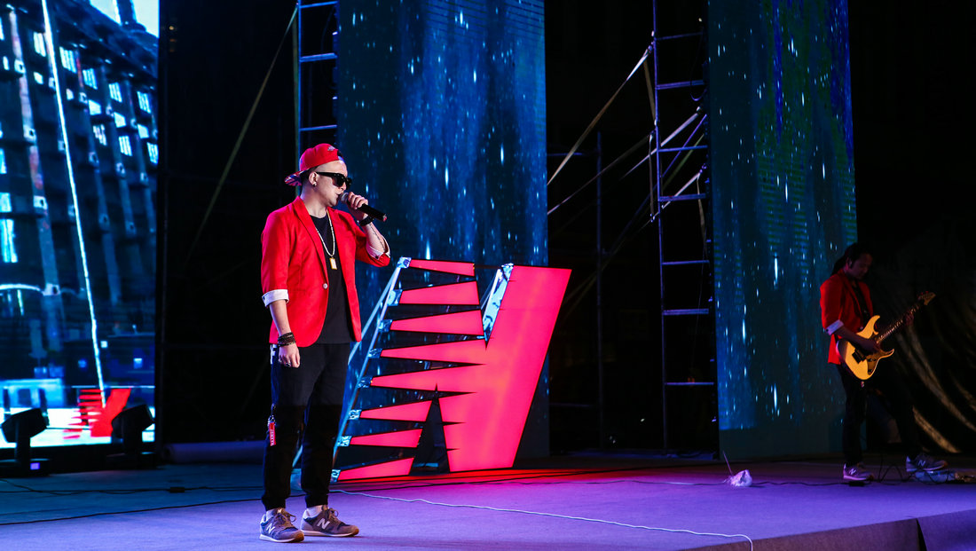 論演出活動策劃營銷環(huán)境